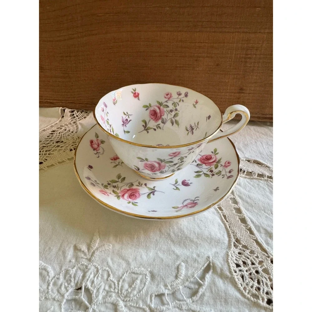 Royal Chelsea English Bone China Teacup Saucer Set Pink Rose Gold Trim 4377 A